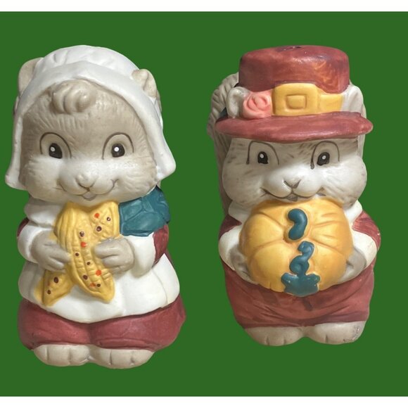 Pilgrim Squirrels Ceramic Salt and Pepper Shakers Novelty - Picture 1 of 9